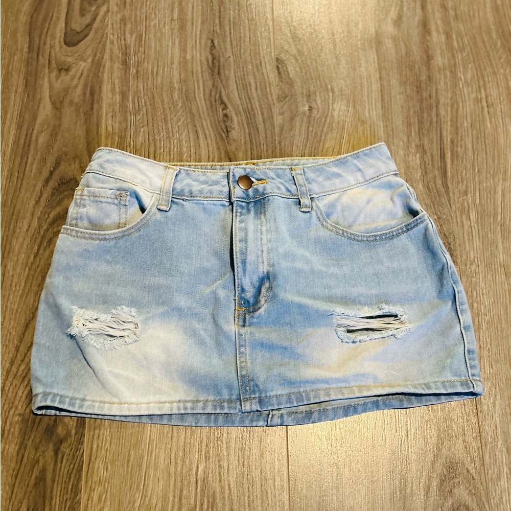 Women skirt